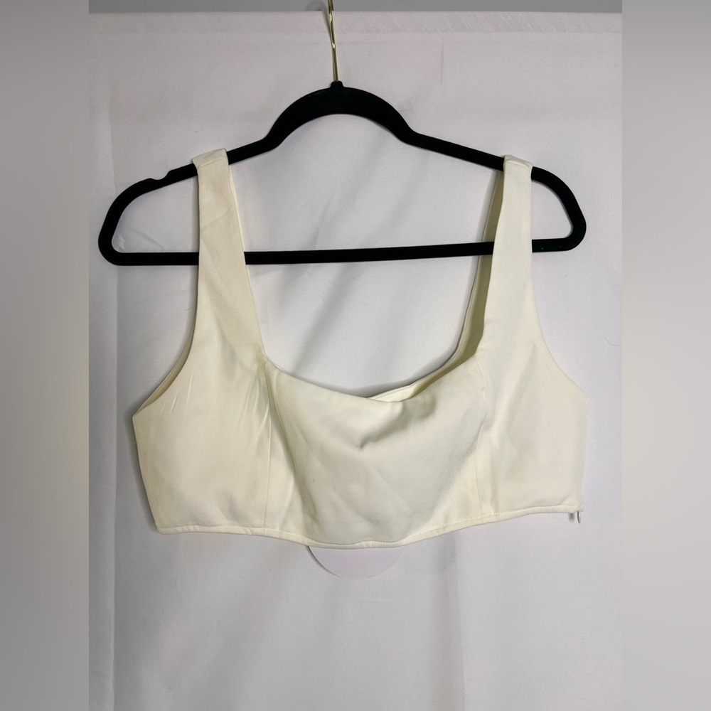 Princess Polly Huxley Set size 8 - Picture 6 of 10